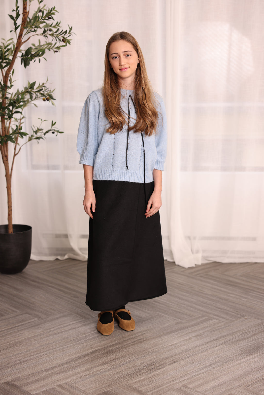 MOHAIR BOW TIE SWEATER
